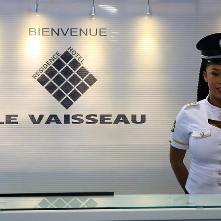 Hotel Le Vaisseau Abidjan Exterior foto